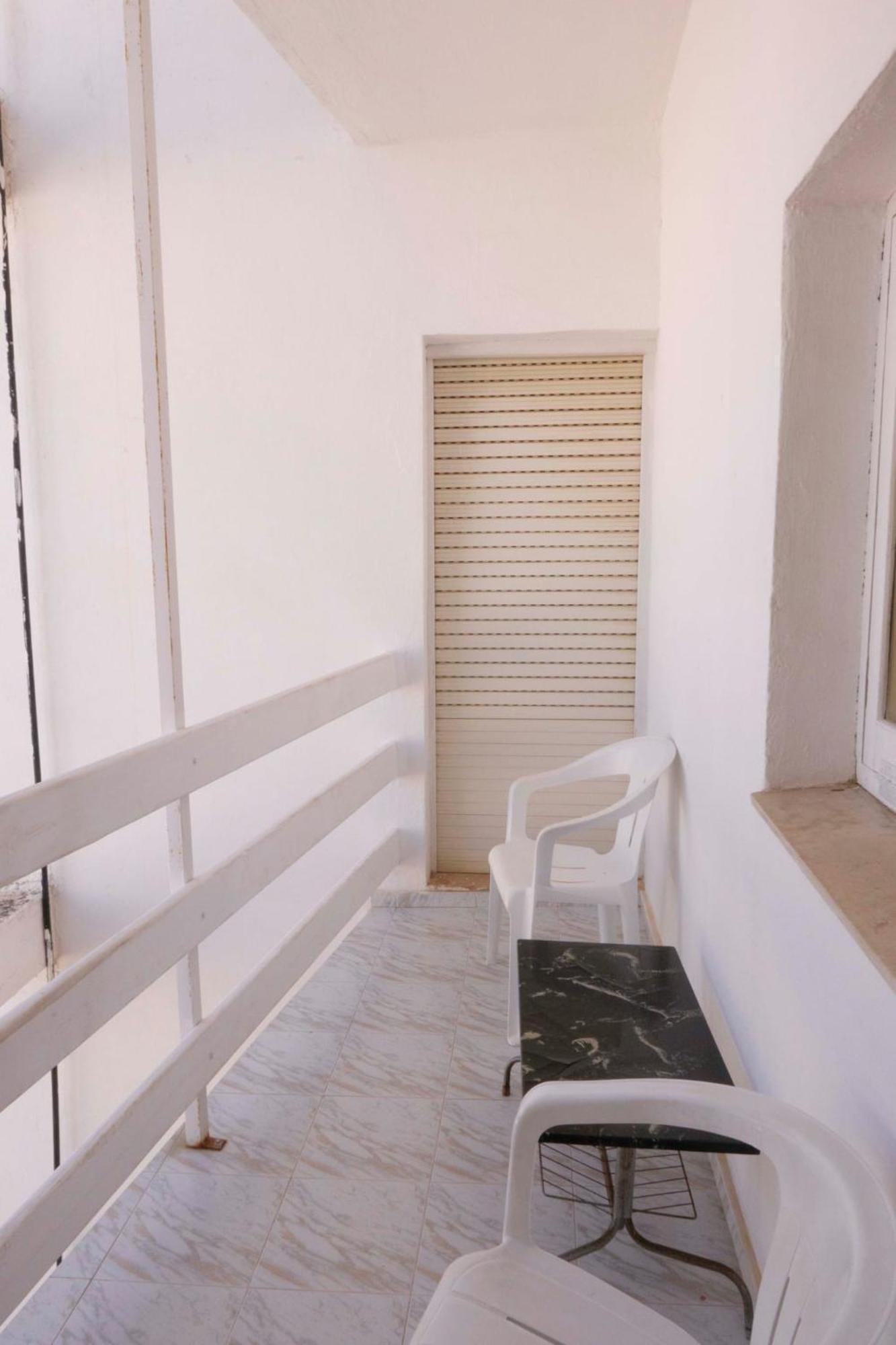 Hostal La Torre Benicàssim Exteriör bild
